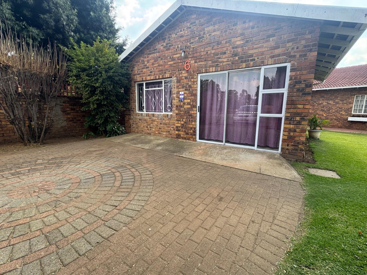 1 Bedroom House To Rent In Selcourt