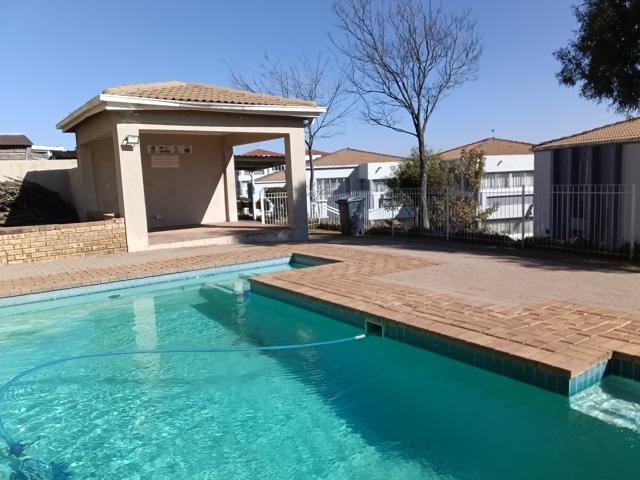 2 Bedroom Apartment / Flat To Rent In Discovery