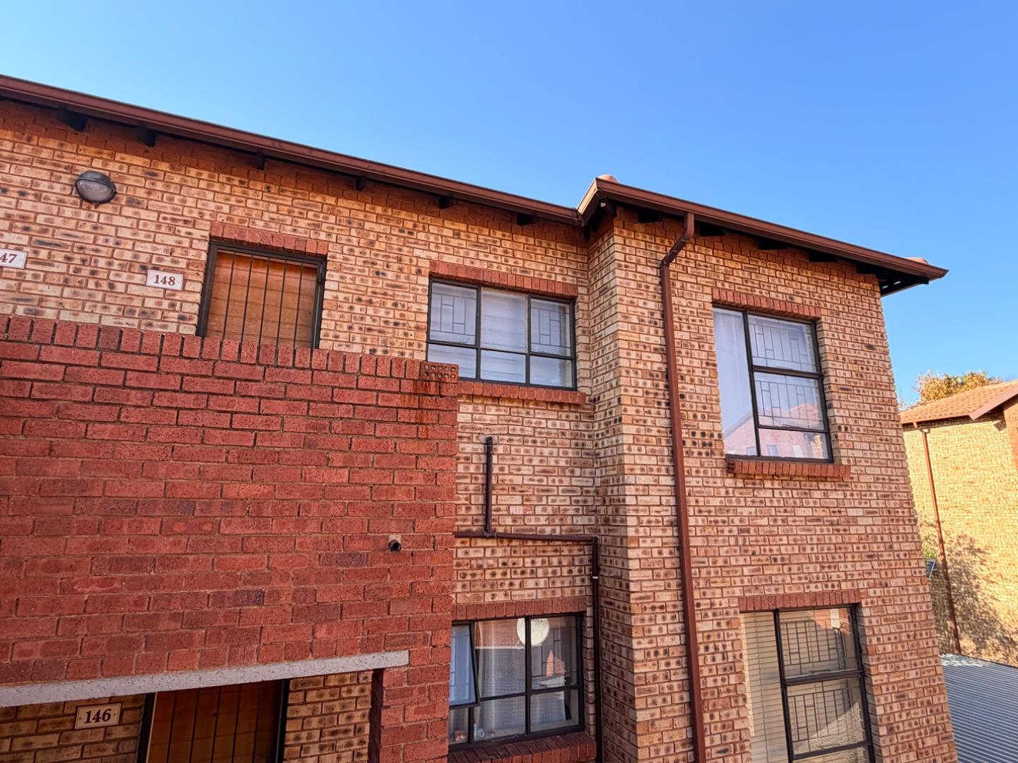 2 Bedroom Apartment / Flat For Sale In Weltevreden Park