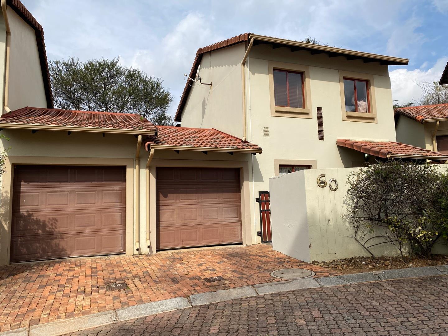2 Bedroom Townhouse For Sale In Willowbrook