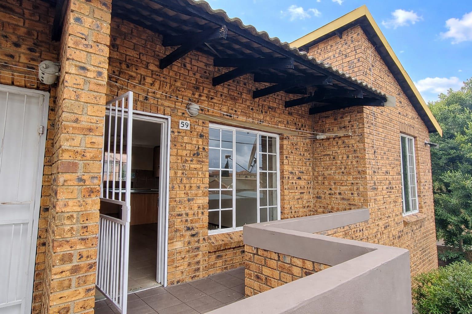 3 Bedroom Apartment / Flat for Sale in Erand Gardens